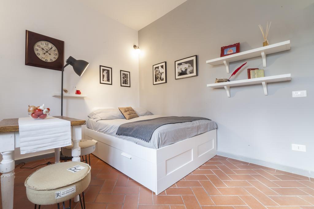 Central Pitti Studio Flat Флоренция Экстерьер фото